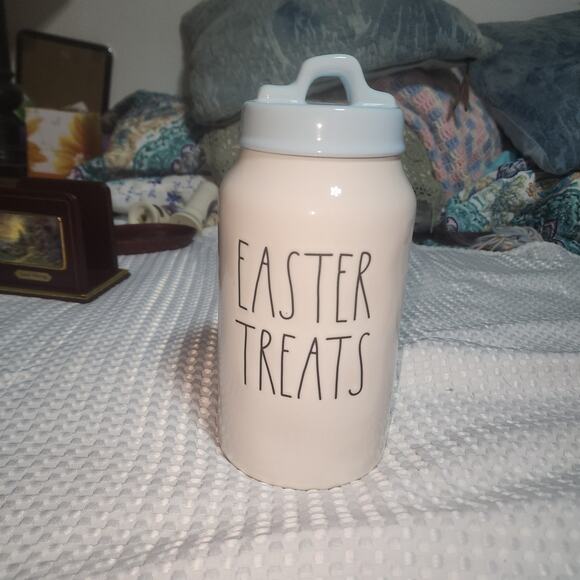 RAE DUNN EUC EASTER TREATS CANISTER JAR CONTAINER - Picture 1 of 6